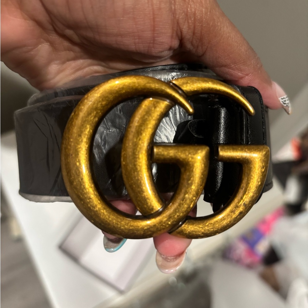 Gucci Black Belt with Gold GG Buckle